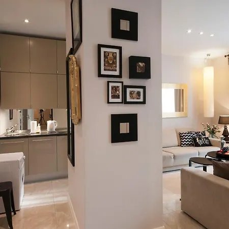 Irs Royal Irs Krystyna דירה *